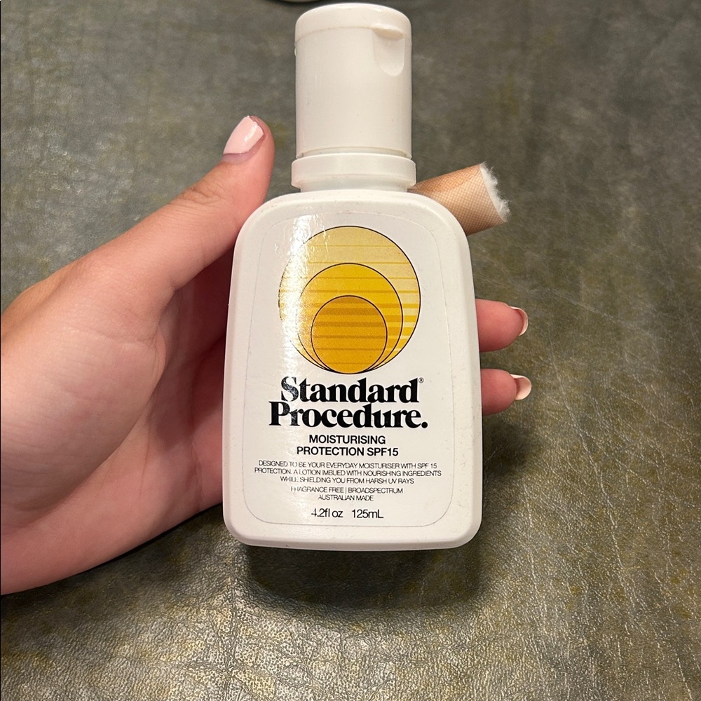 Standard Procedure Moisturising Protection SPF 15